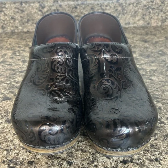 Dansko clogs! Brown floral print. Size 42 - Picture 2 of 6